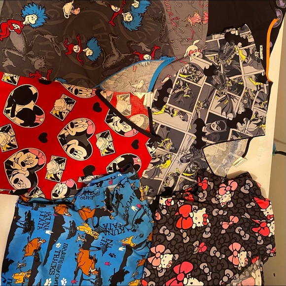 Sold!!!! Poshmark won’t let me delete 🤷🏻‍♀️ - Picture 1 of 9